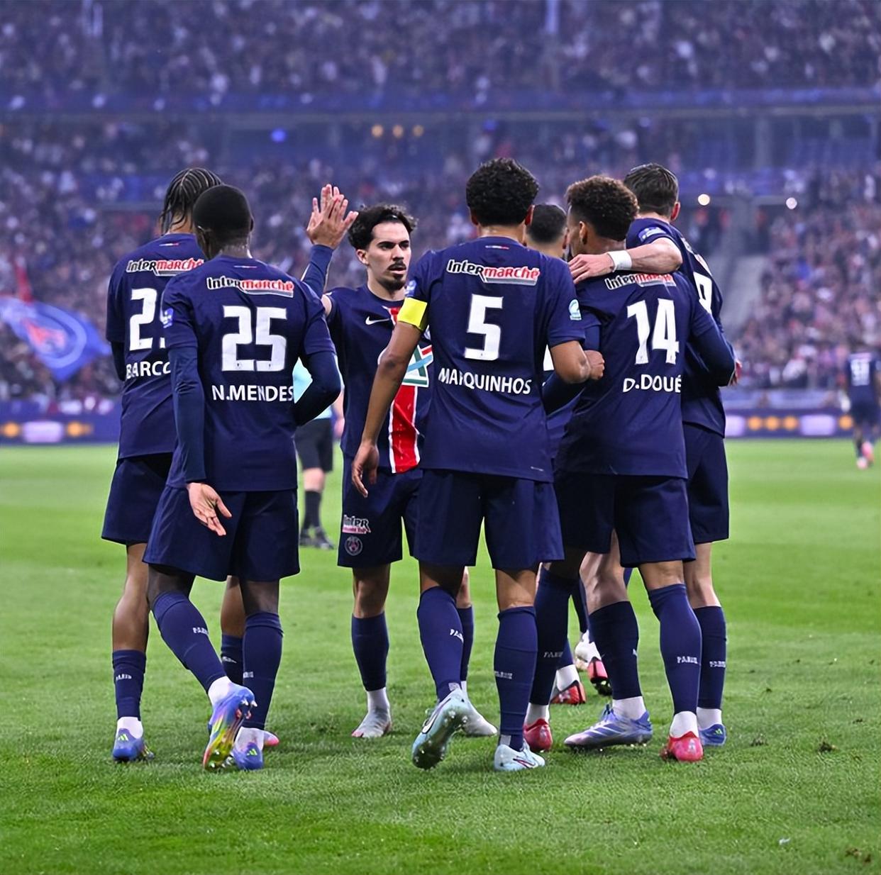 尼斯客场险胜巴黎圣日耳曼,士气正盛置的简单介绍 尼斯客场险胜巴黎圣日耳曼,士气正盛置的简单介绍