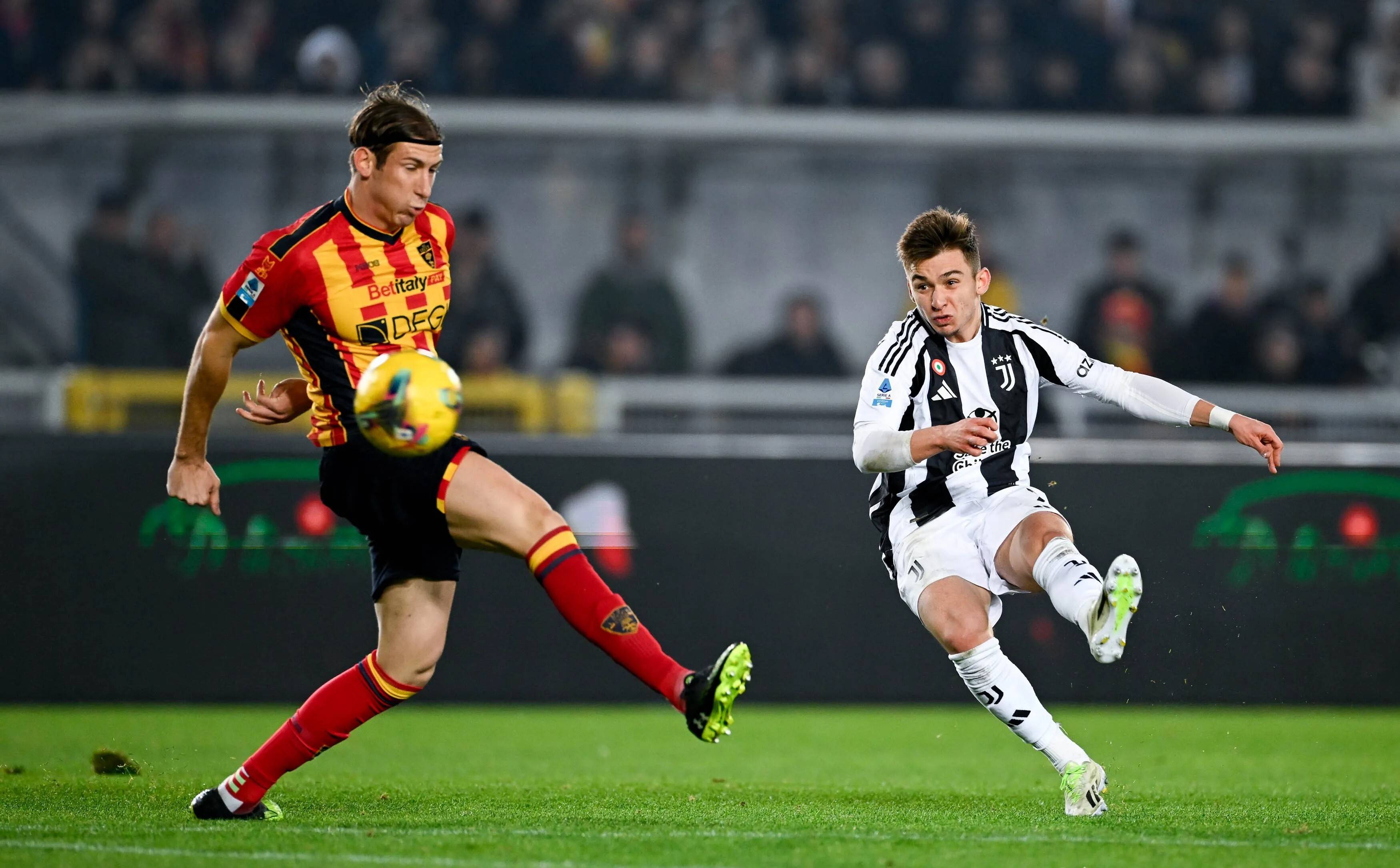 那不勒斯客场胜乌迪内斯,追赶积分榜领头羊 那不勒斯客场胜乌迪内斯,追赶积分榜领头羊