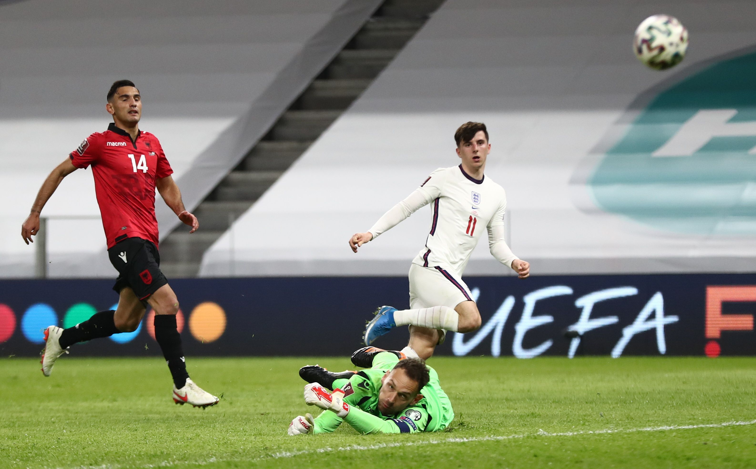 包含阿尔巴尼亚队惨遭败绩,欧锦赛资格赛困境重重的词条 包含阿尔巴尼亚队惨遭败绩,欧锦赛资格赛困境重重的词条