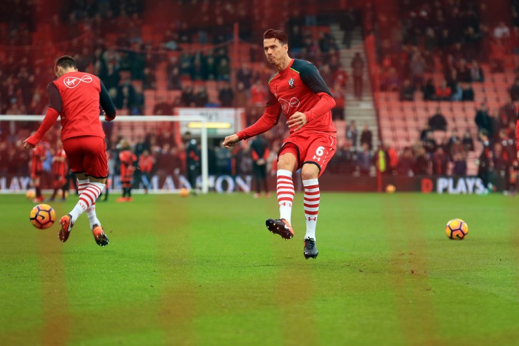 冯特队在比赛中全面占优取得胜利 冯特队在比赛中全面占优取得胜利