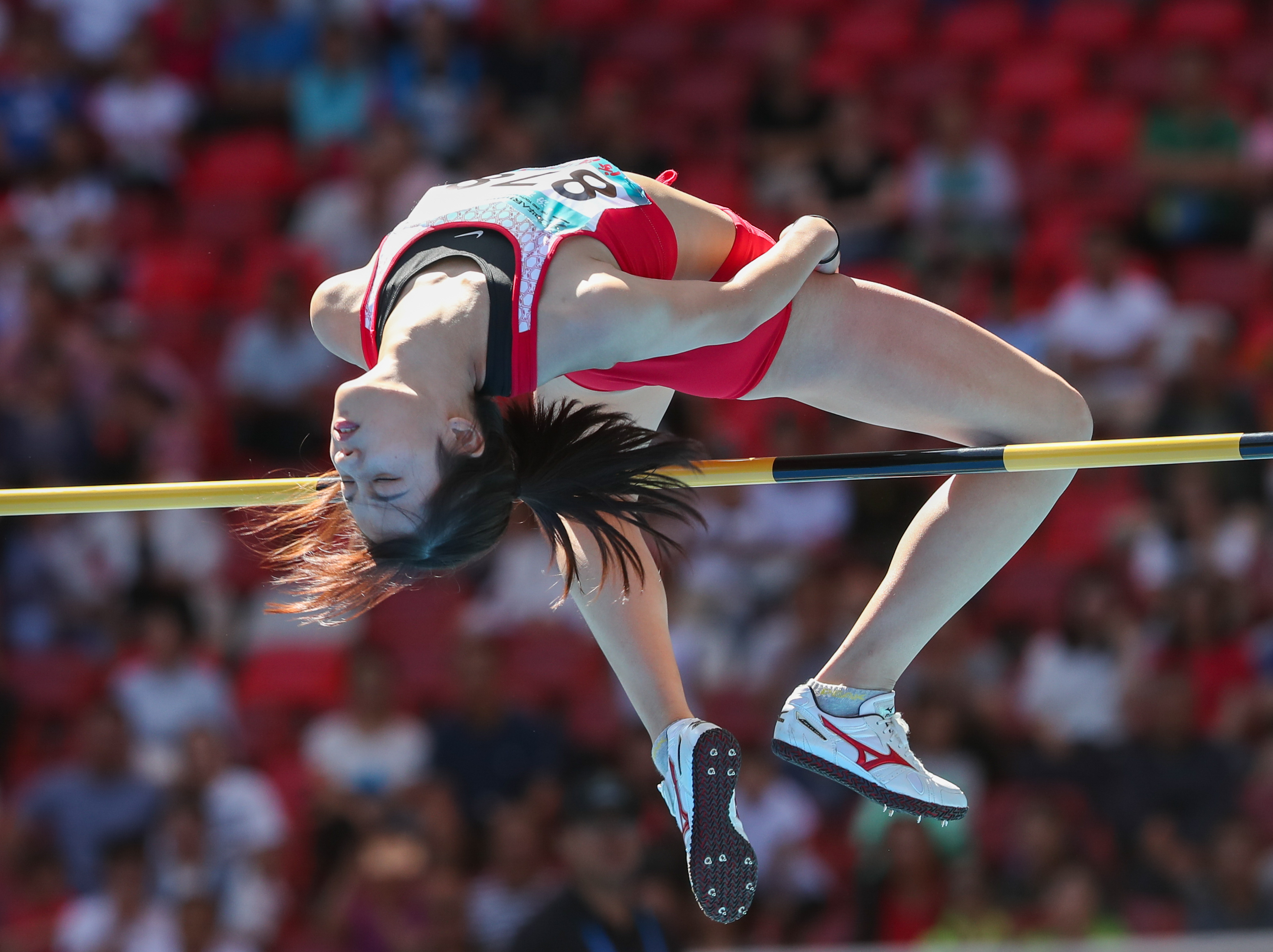 跳高比赛中高度挑战选手极限 跳高比赛中高度挑战选手极限