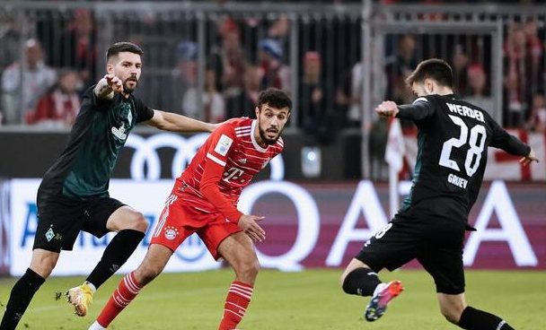 包含拜仁慕尼黑准备面对难缠的不莱梅队的词条