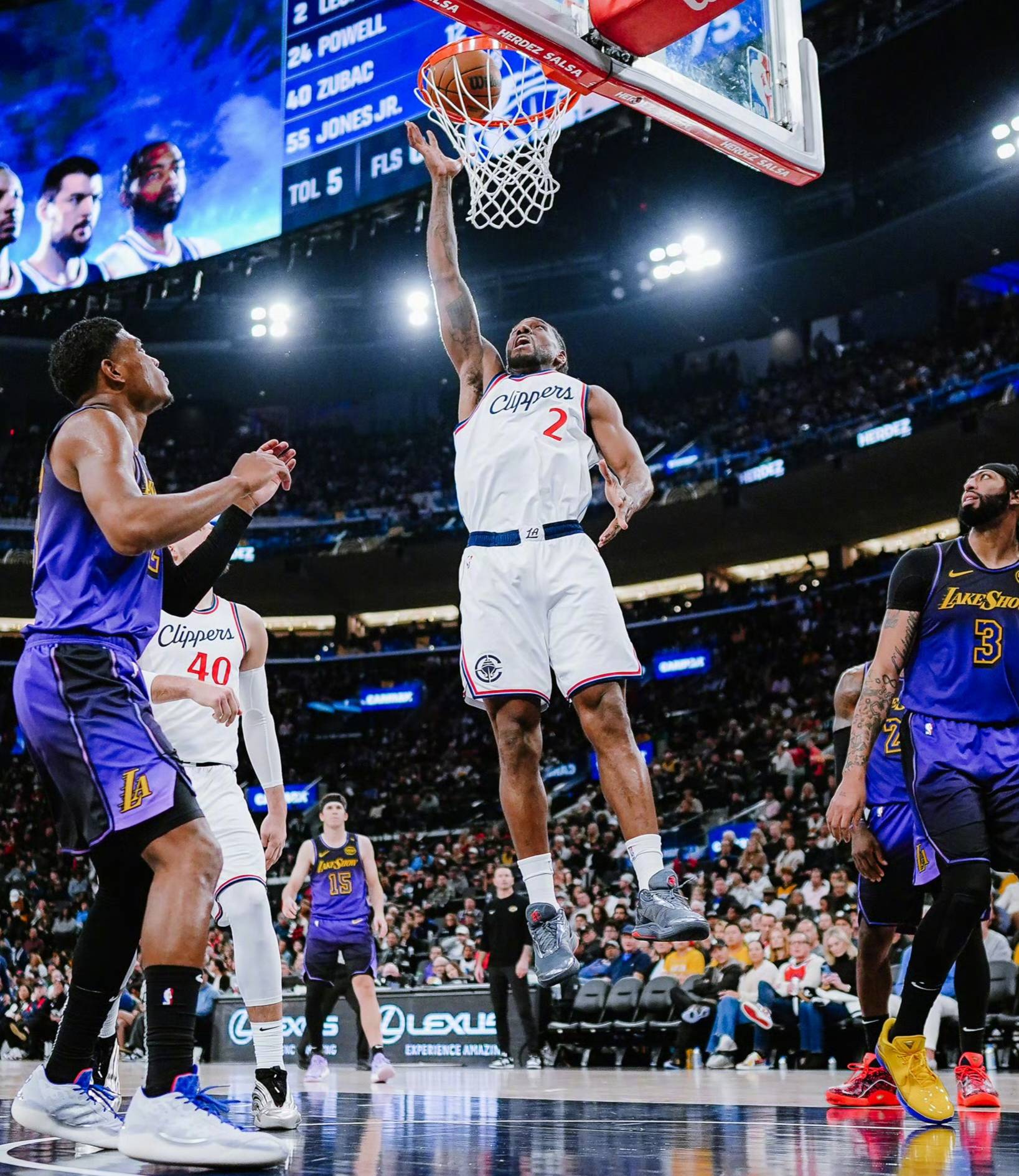 勇士队准备迎战快船队的挑战 勇士队准备迎战快船队的挑战