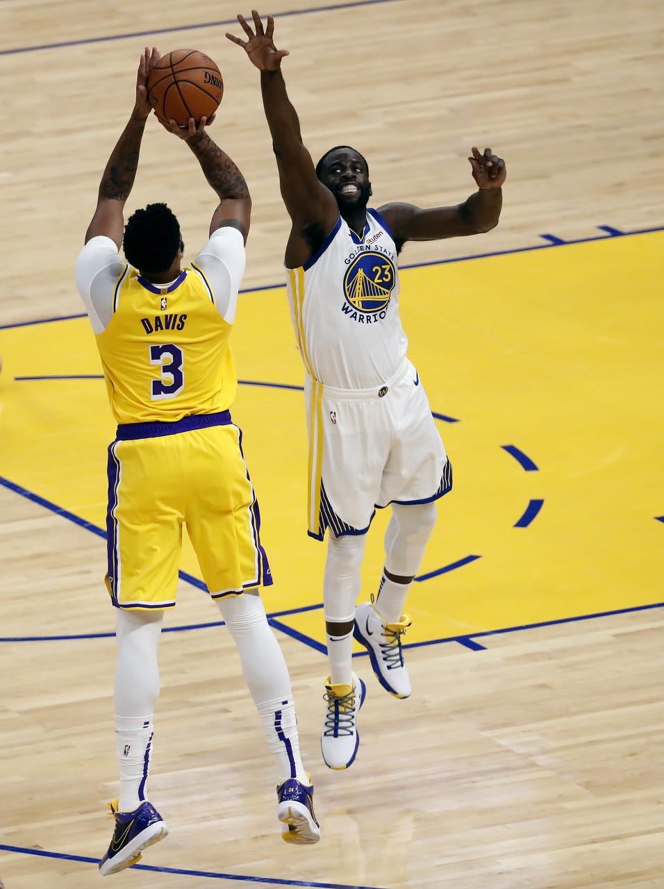 勇士胜湖人,克莱独得50分的简单介绍 勇士胜湖人,克莱独得50分的简单介绍