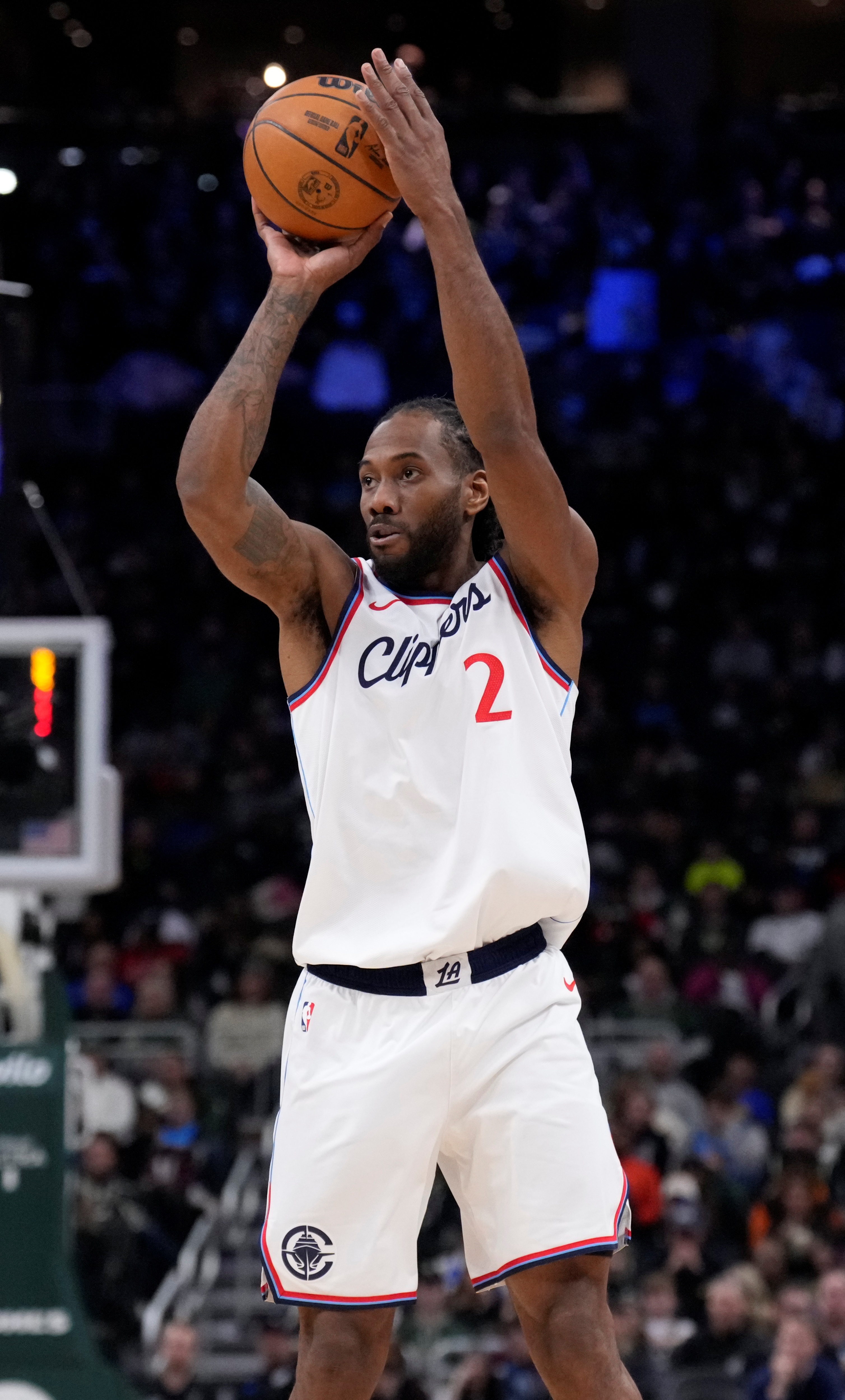 快船大胜湖人!莱昂纳德表现出色,压哨绝杀 快船大胜湖人!莱昂纳德表现出色,压哨绝杀