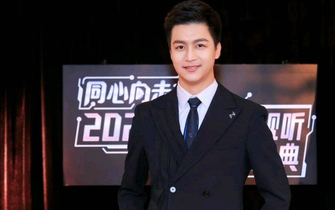 成功复出!杨旭重返赛场表现出色的简单介绍 成功复出!杨旭重返赛场表现出色的简单介绍