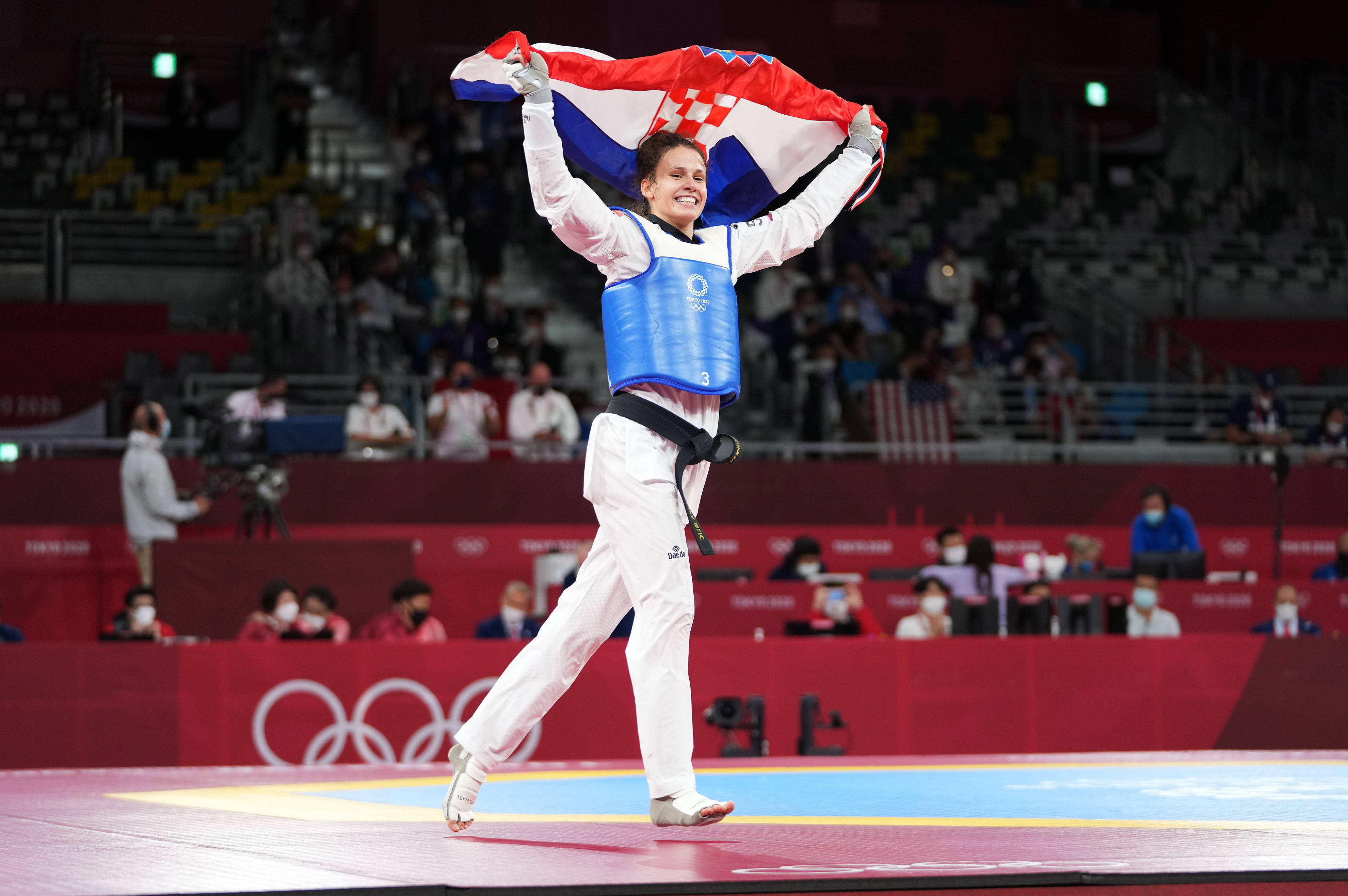 爱尔兰跆拳道选手展现出色竞技，获得殊荣的简单介绍