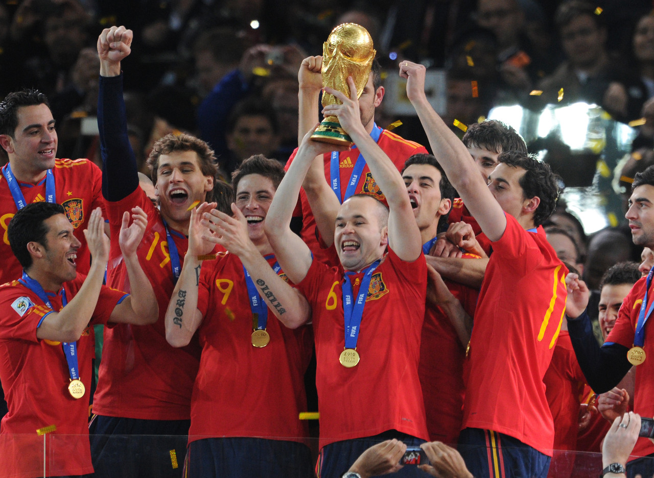 开云体育-比赛中主队球员发挥出色，助球队夺得胜利